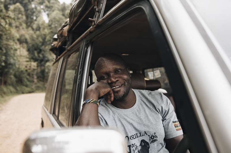 Où puis-je louer un chauffeur en Ouganda ?